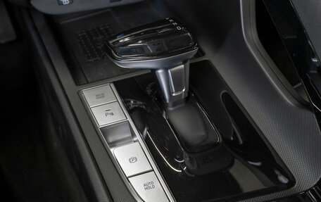 Hyundai Elantra, 2024 год, 2 600 000 рублей, 17 фотография