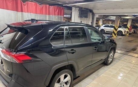 Toyota RAV4, 2019 год, 3 100 000 рублей, 5 фотография