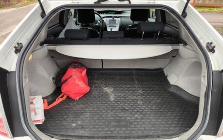 Toyota Prius, 2012 год, 1 300 000 рублей, 27 фотография