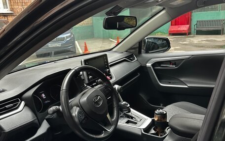 Toyota RAV4, 2021 год, 3 500 000 рублей, 7 фотография