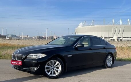 BMW 5 серия, 2010 год, 2 500 000 рублей, 2 фотография
