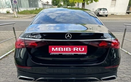 Mercedes-Benz E-Класс, 2025 год, 12 450 096 рублей, 5 фотография