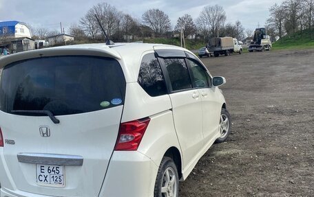 Honda Freed I, 2010 год, 1 200 000 рублей, 4 фотография