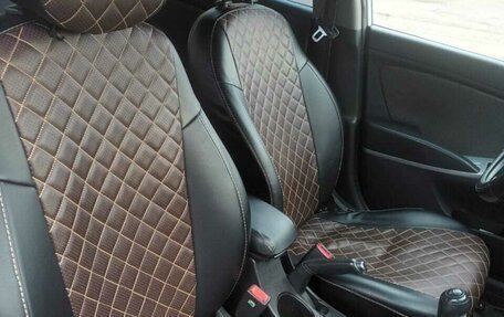 Hyundai Solaris II рестайлинг, 2014 год, 325 000 рублей, 2 фотография