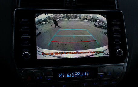 Toyota Land Cruiser Prado 150 рестайлинг 2, 2021 год, 7 400 000 рублей, 13 фотография