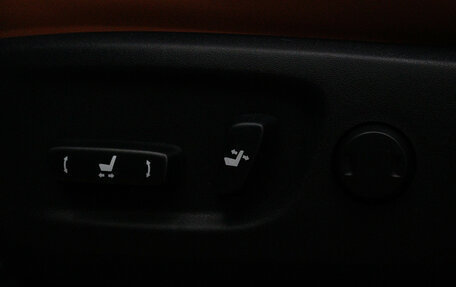 Toyota Land Cruiser Prado 150 рестайлинг 2, 2021 год, 7 400 000 рублей, 22 фотография