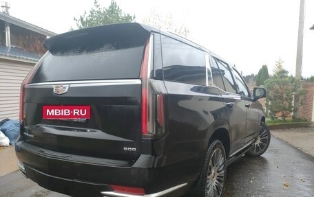 Cadillac Escalade V, 2023 год, 14 000 000 рублей, 6 фотография