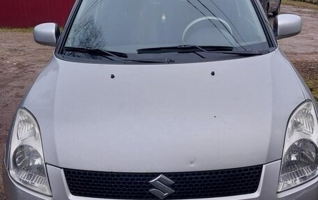 Suzuki Swift III, 2005 год, 450 000 рублей, 1 фотография