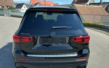 Mercedes-Benz GLB AMG, 2025 год, 5 250 096 рублей, 4 фотография