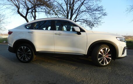 Geely Tugella FY11, 2022 год, 2 800 000 рублей, 6 фотография