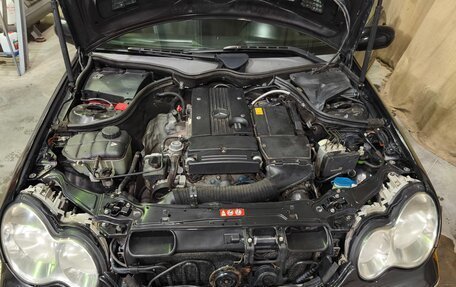 Mercedes-Benz C-Класс, 2006 год, 850 000 рублей, 5 фотография