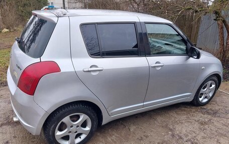 Suzuki Swift III, 2005 год, 450 000 рублей, 3 фотография