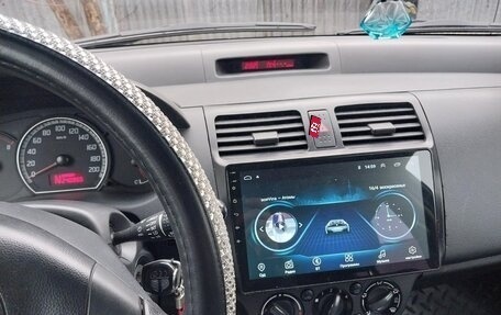 Suzuki Swift III, 2005 год, 450 000 рублей, 5 фотография