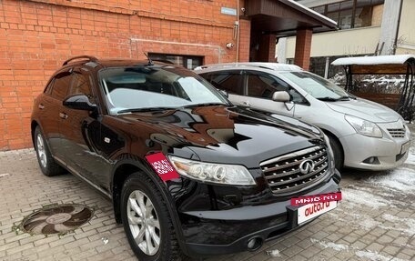 Infiniti FX I, 2006 год, 800 000 рублей, 4 фотография