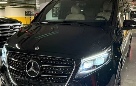 Mercedes-Benz V-Класс, 2025 год, 14 440 000 рублей, 1 фотография