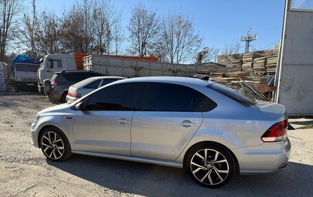 Volkswagen Polo VI (EU Market), 2018 год, 1 275 000 рублей, 3 фотография