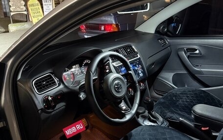 Volkswagen Polo VI (EU Market), 2018 год, 1 275 000 рублей, 14 фотография