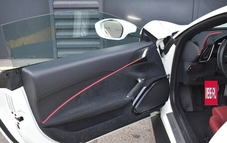 Ferrari Roma, 2021 год, 19 800 000 рублей, 25 фотография