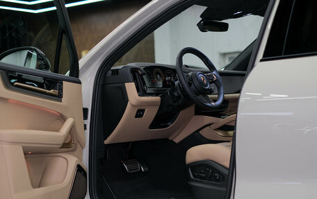 Porsche Cayenne III, 2025 год, 21 338 000 рублей, 16 фотография