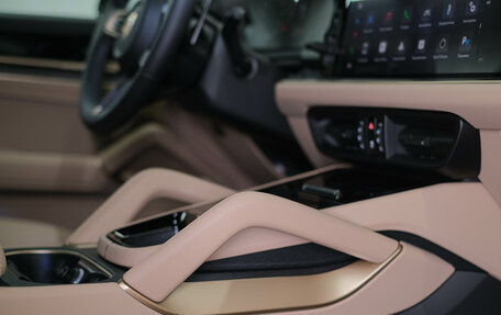 Porsche Cayenne III, 2025 год, 21 338 000 рублей, 35 фотография