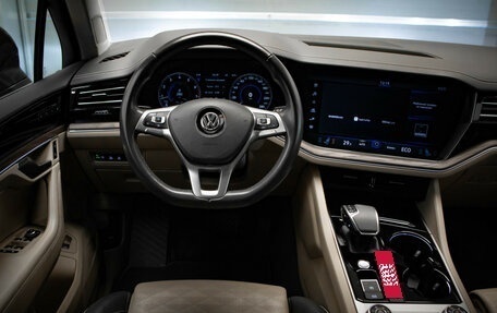 Volkswagen Touareg III, 2020 год, 4 950 000 рублей, 9 фотография