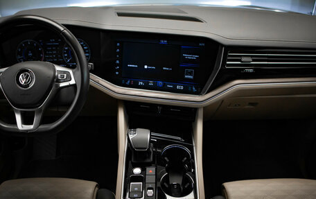 Volkswagen Touareg III, 2020 год, 4 950 000 рублей, 18 фотография