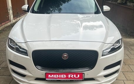 Jaguar F-Pace, 2020 год, 3 900 000 рублей, 1 фотография