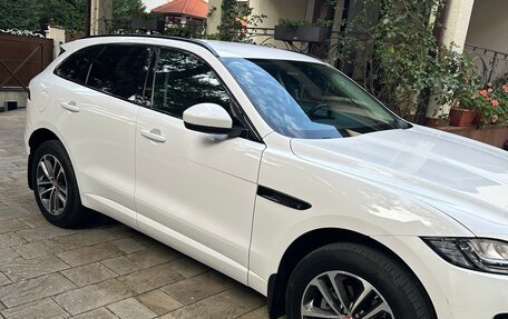 Jaguar F-Pace, 2020 год, 3 900 000 рублей, 21 фотография