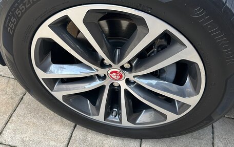 Jaguar F-Pace, 2020 год, 3 900 000 рублей, 23 фотография