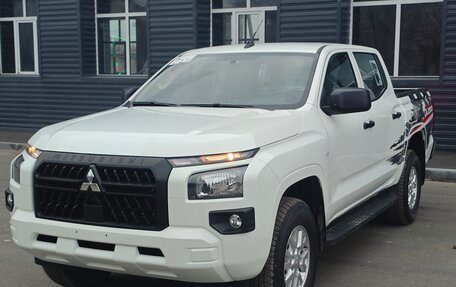 Mitsubishi L200, 2025 год, 3 995 000 рублей, 2 фотография