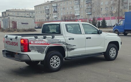 Mitsubishi L200, 2025 год, 3 995 000 рублей, 6 фотография