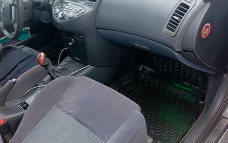 Nissan Primera III, 2005 год, 299 000 рублей, 10 фотография