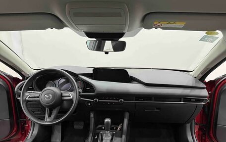 Mazda 3, 2022 год, 1 750 000 рублей, 4 фотография