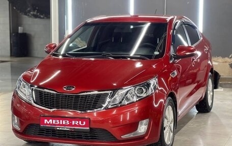 KIA Rio III рестайлинг, 2013 год, 790 000 рублей, 1 фотография