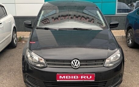 Volkswagen Polo VI (EU Market), 2011 год, 650 000 рублей, 1 фотография