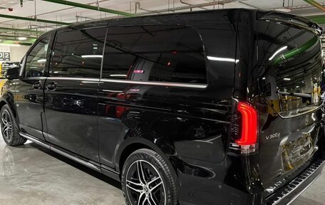 Mercedes-Benz V-Класс, 2025 год, 14 790 000 рублей, 5 фотография