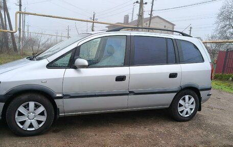 Opel Zafira A рестайлинг, 2002 год, 435 000 рублей, 3 фотография