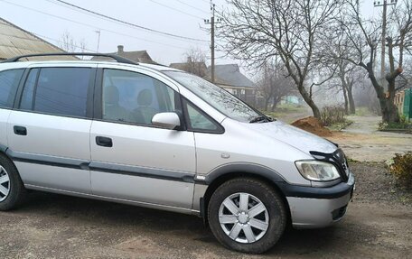 Opel Zafira A рестайлинг, 2002 год, 435 000 рублей, 4 фотография