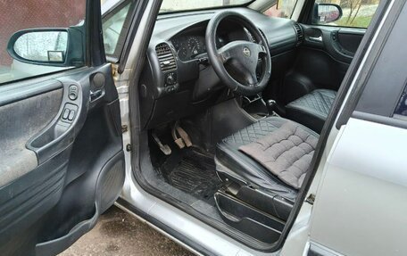 Opel Zafira A рестайлинг, 2002 год, 435 000 рублей, 7 фотография