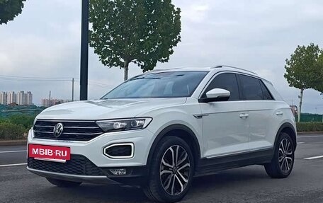 Volkswagen T-Roc I, 2021 год, 1 520 900 рублей, 3 фотография