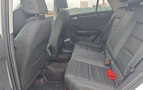 Volkswagen T-Roc I, 2021 год, 1 520 900 рублей, 10 фотография