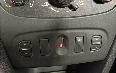 Renault Sandero II рестайлинг, 2021 год, 1 195 000 рублей, 12 фотография