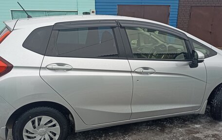 Honda Fit III, 2016 год, 1 230 000 рублей, 4 фотография