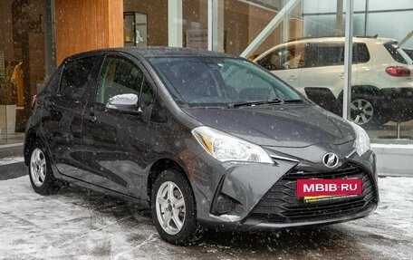 Toyota Vitz, 2017 год, 875 000 рублей, 5 фотография