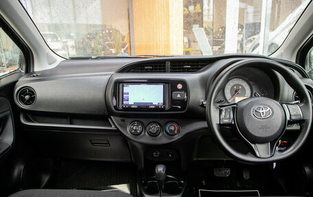 Toyota Vitz, 2017 год, 875 000 рублей, 16 фотография