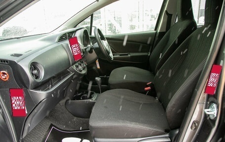 Toyota Vitz, 2017 год, 875 000 рублей, 19 фотография