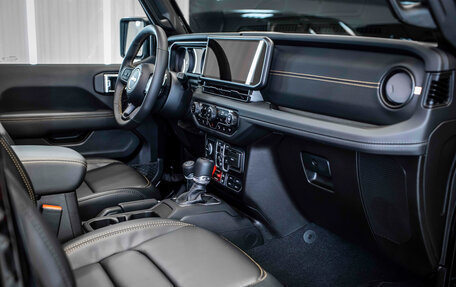 Ford Bronco, 2024 год, 9 606 680 рублей, 25 фотография