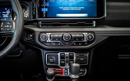 Ford Bronco, 2024 год, 9 606 680 рублей, 30 фотография