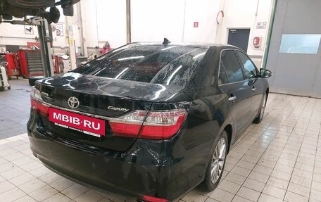 Toyota Camry, 2017 год, 1 528 100 рублей, 14 фотография