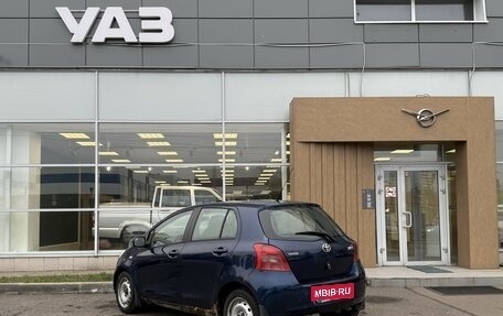 Toyota Yaris III рестайлинг, 2007 год, 450 000 рублей, 4 фотография